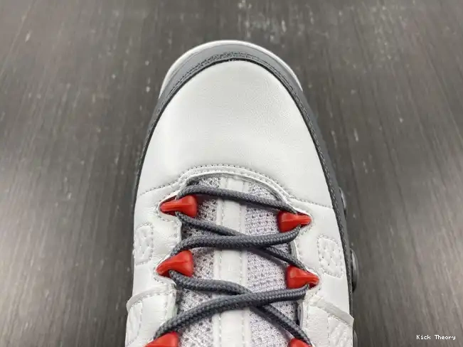 Kick Theory Fire Air CT8019-162 9 Red Jordan 0508